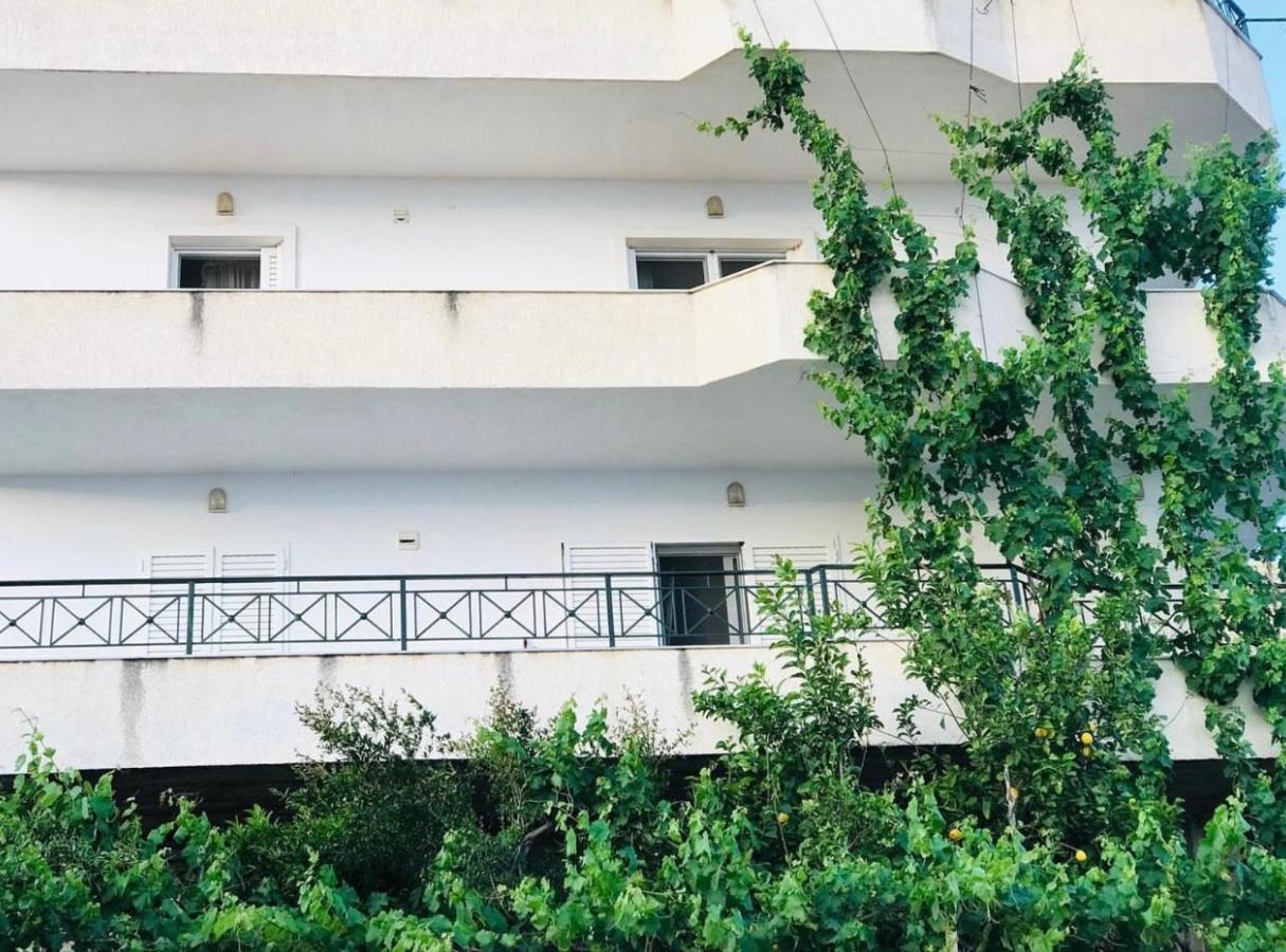White Panorama Apartment Sarande Exterior photo
